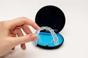 how to clean your retainers