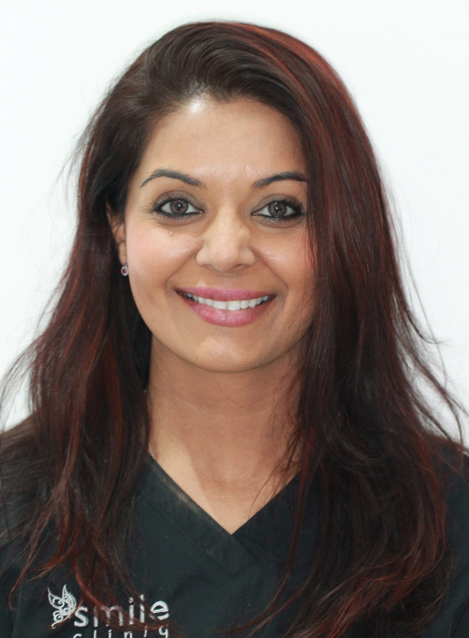 Dr Ravinder Varaich at Smile Cliniq