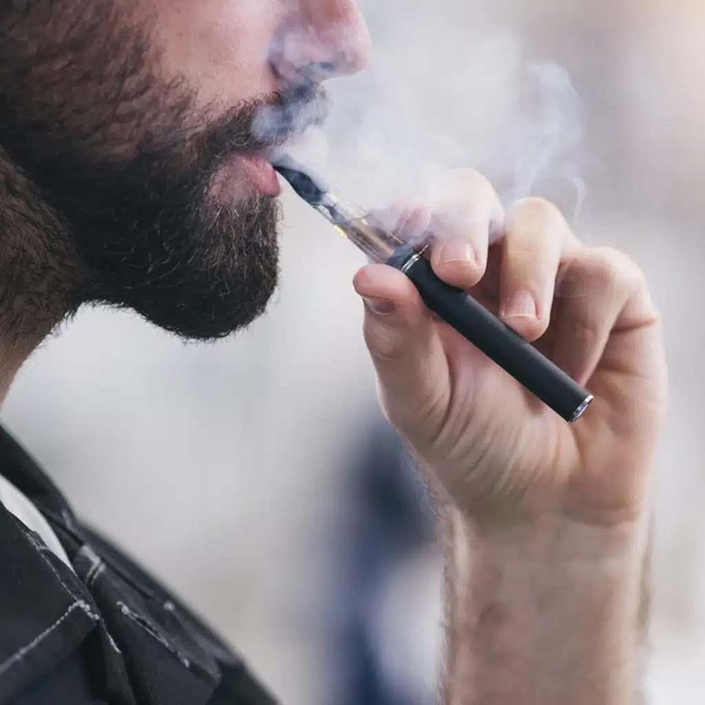 can dentists tell you vape? dental signs revealed thumbnail