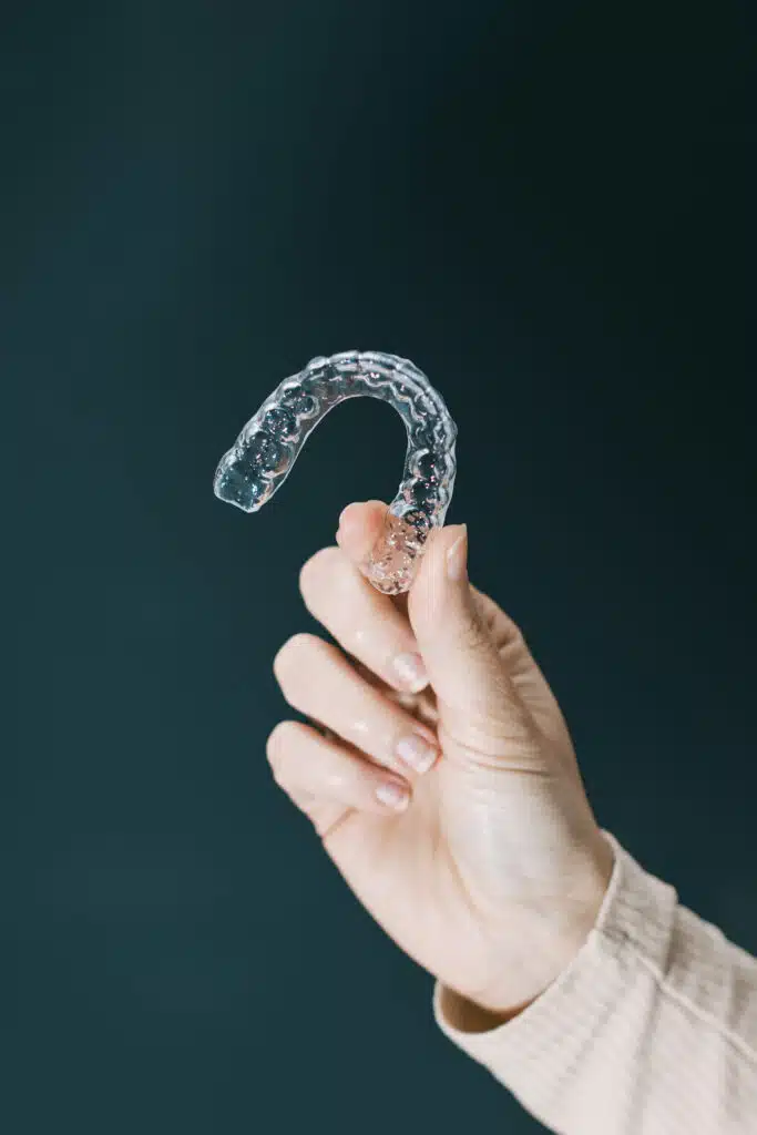 Invisible Braces And Clear Aligners In London | Smile Cliniq