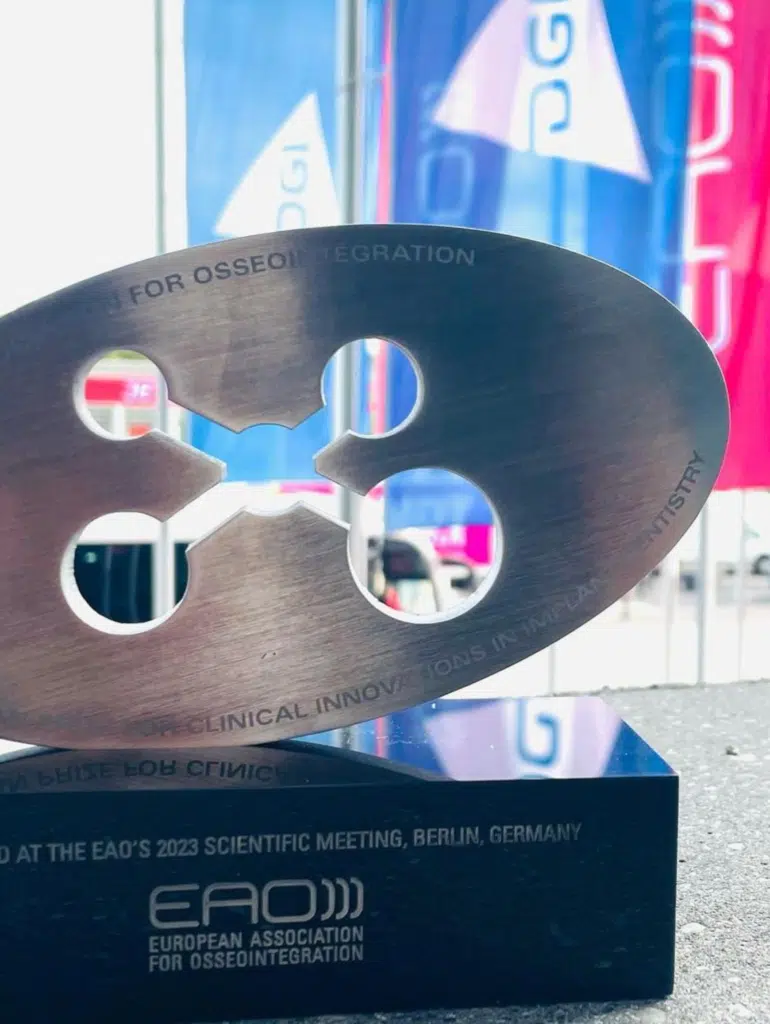 winner of the european prize for clinical innovation in implant dentistry 2023 1